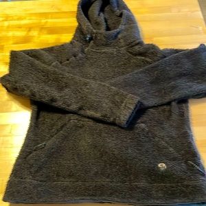 Mountain Hardware Hoodie